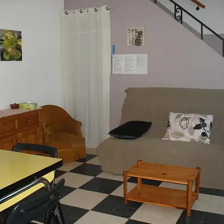 Petite Maison De Village *