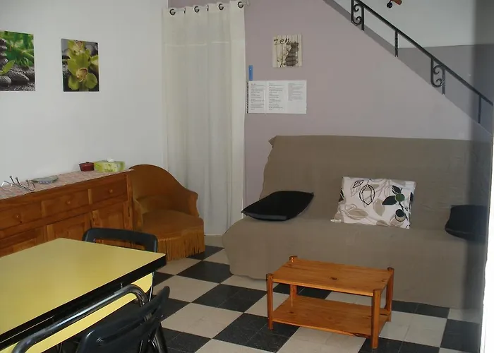 Petite Maison De Village *